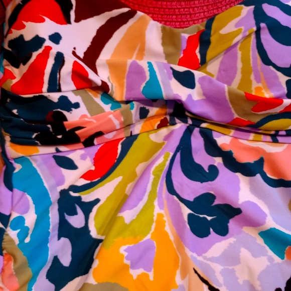 NWT Anne Cole vibrant multi-color swimsuit top - Picture 4 of 6